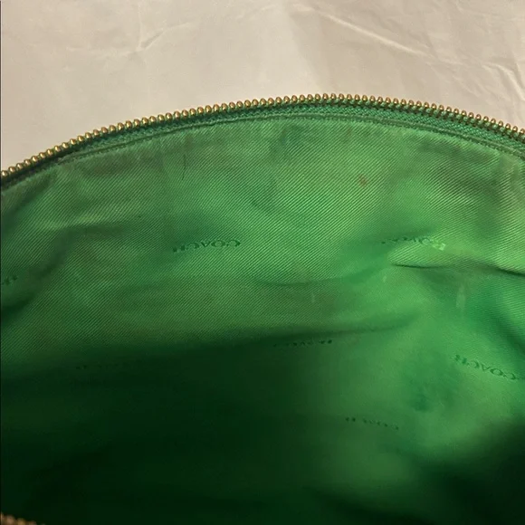 Coach Vibrant Green Leather Shoulder Bag - Picture 7 of 12